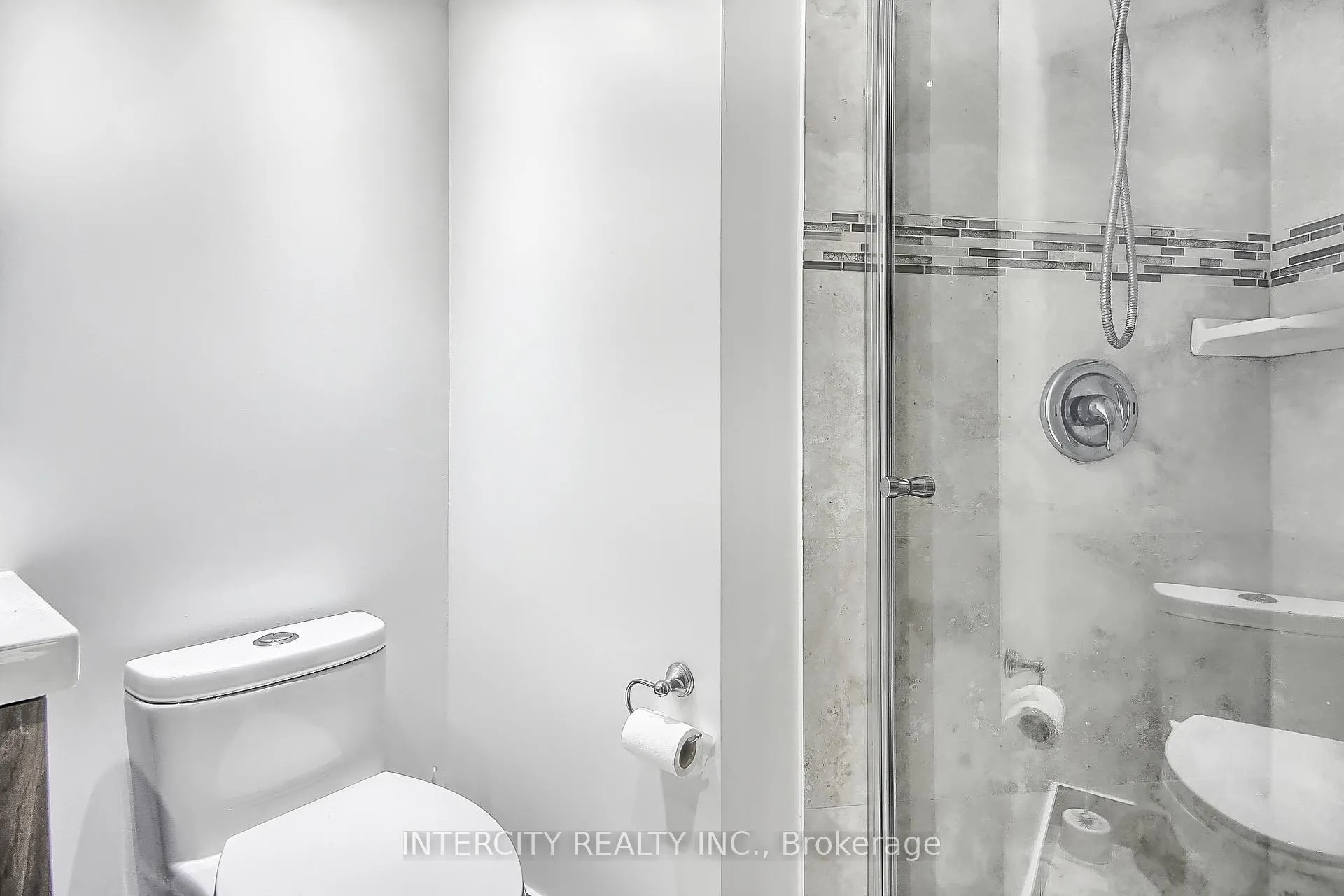 Photo 30 of Unit 402, 77 Harbour Square, Toronto, Waterfront Communities — HOMEH