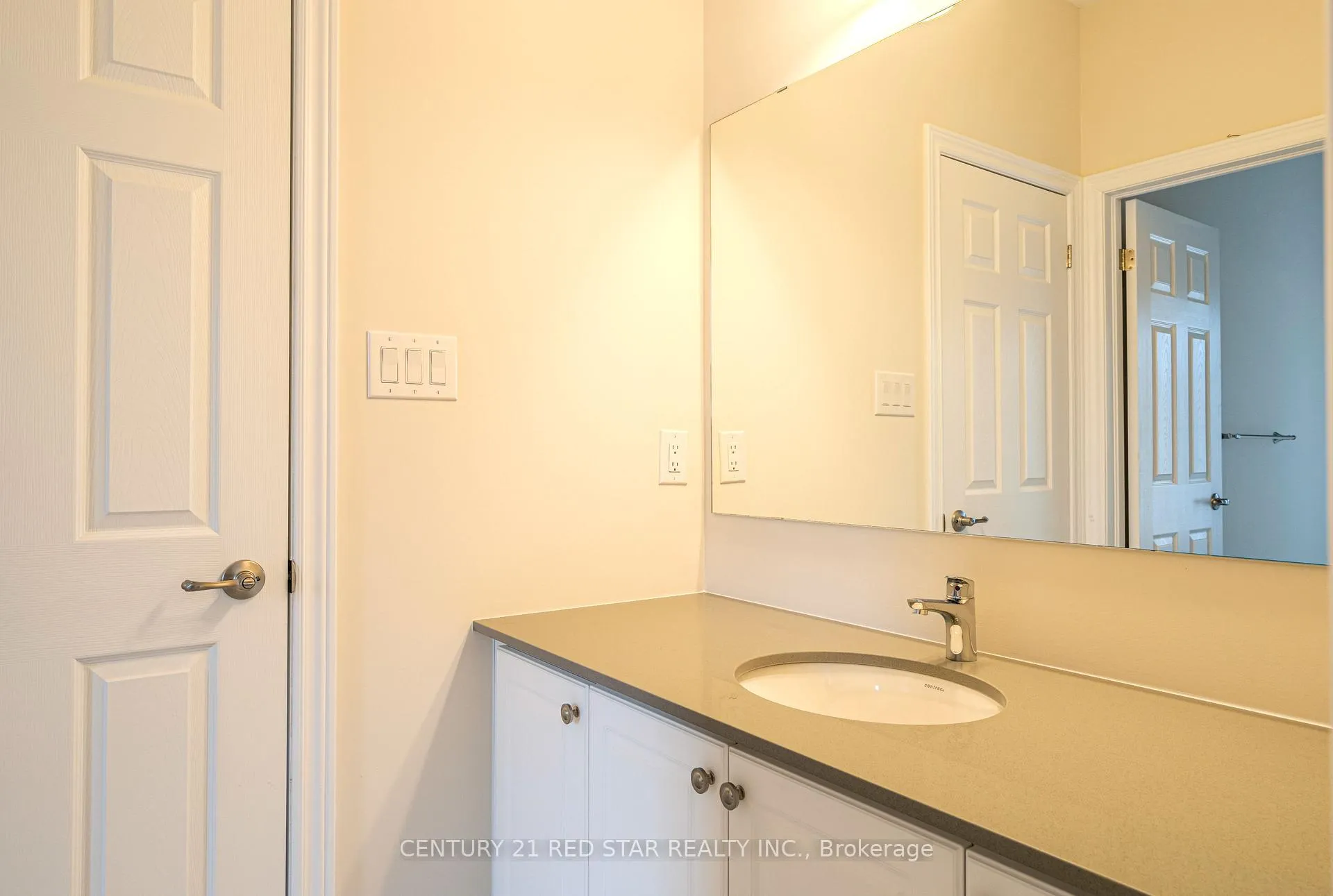 Photo 27 of 34 Icon Street, Brampton, Sandringham-Wellington North — HOMEH