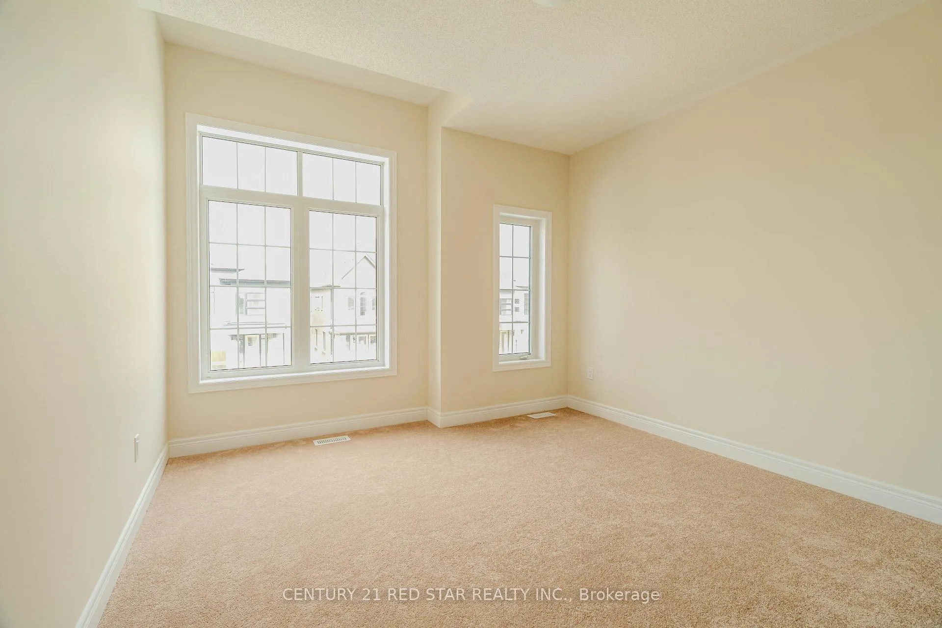 Photo 31 of 34 Icon Street, Brampton, Sandringham-Wellington North — HOMEH