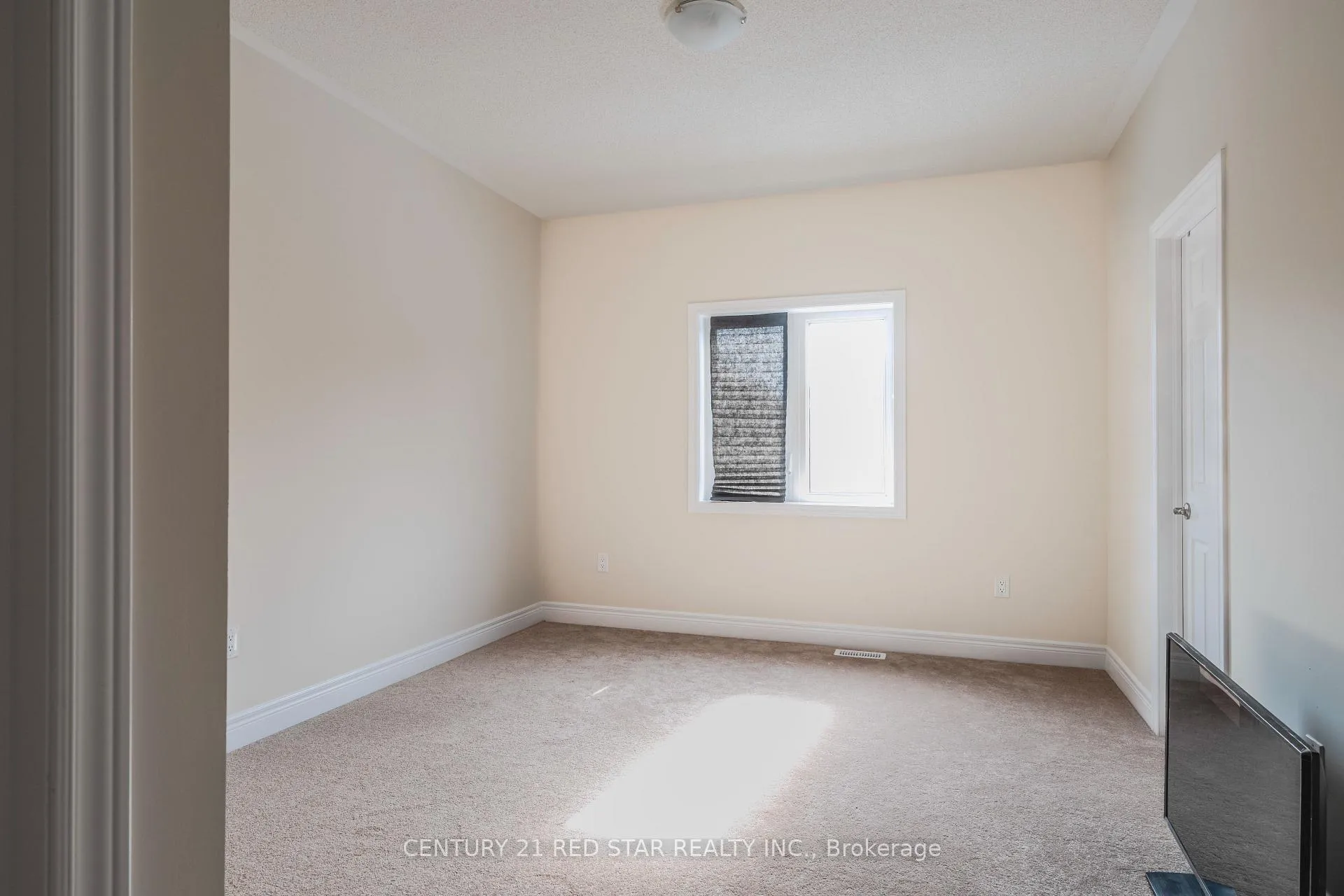 Photo 36 of 34 Icon Street, Brampton, Sandringham-Wellington North — HOMEH
