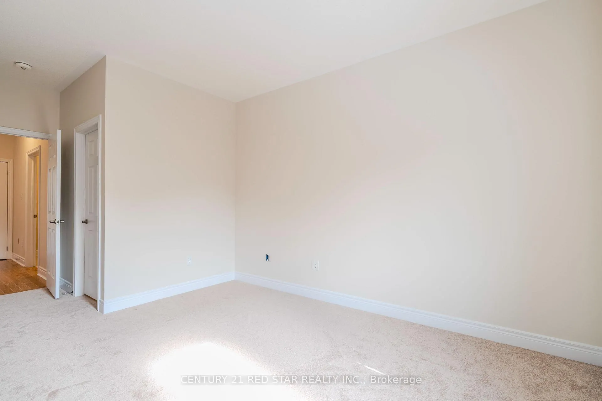 Photo 37 of 34 Icon Street, Brampton, Sandringham-Wellington North — HOMEH