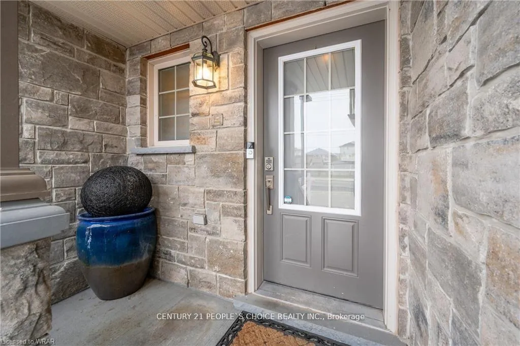 Photo 4 of Unit G30, 6 Upper Mercer Street, Kitchener, Grand River South — HOMEH