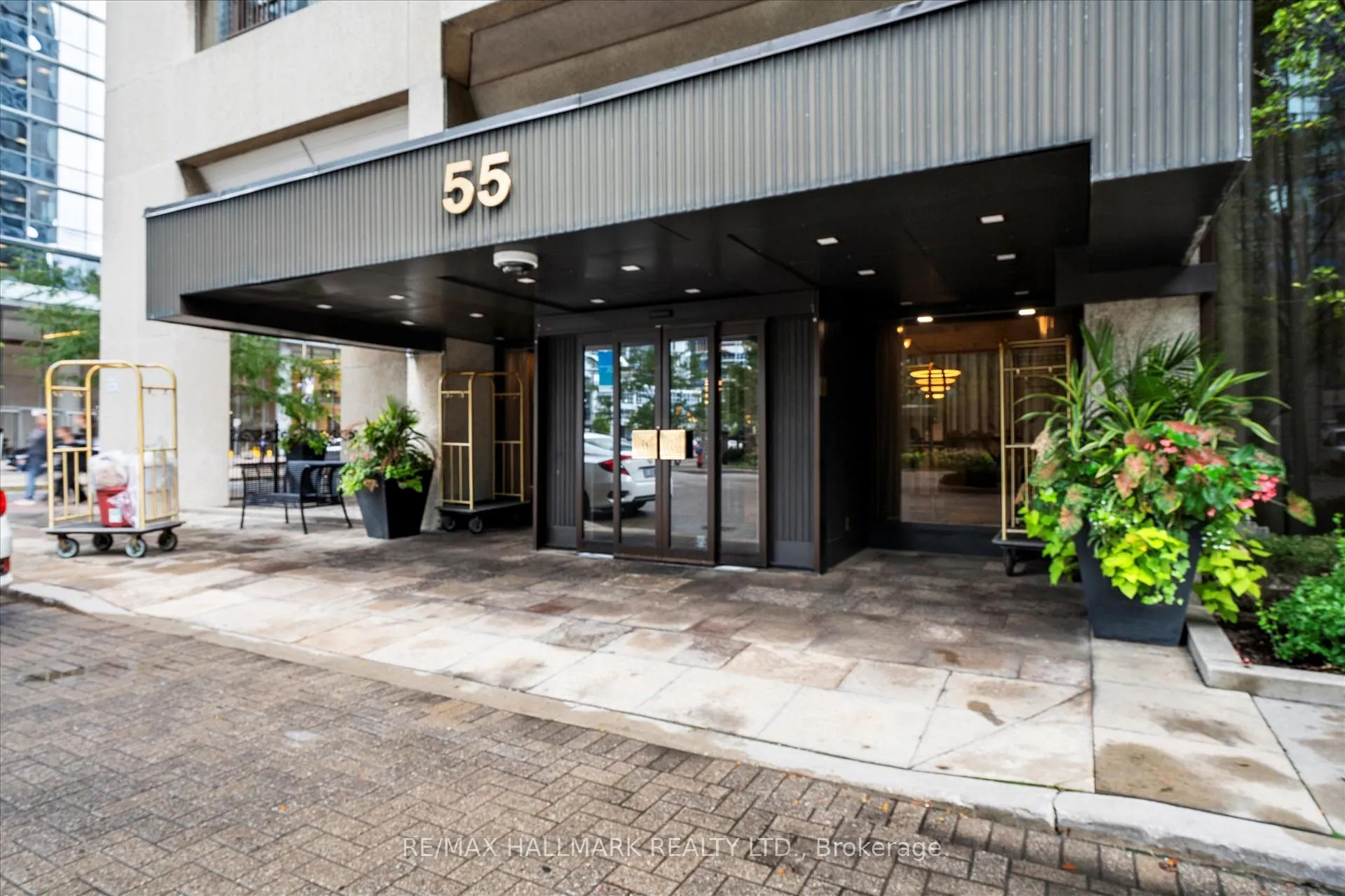 Photo 1 of Unit PH12, 55 Harbour Square, Toronto, Waterfront Communities — HOMEH