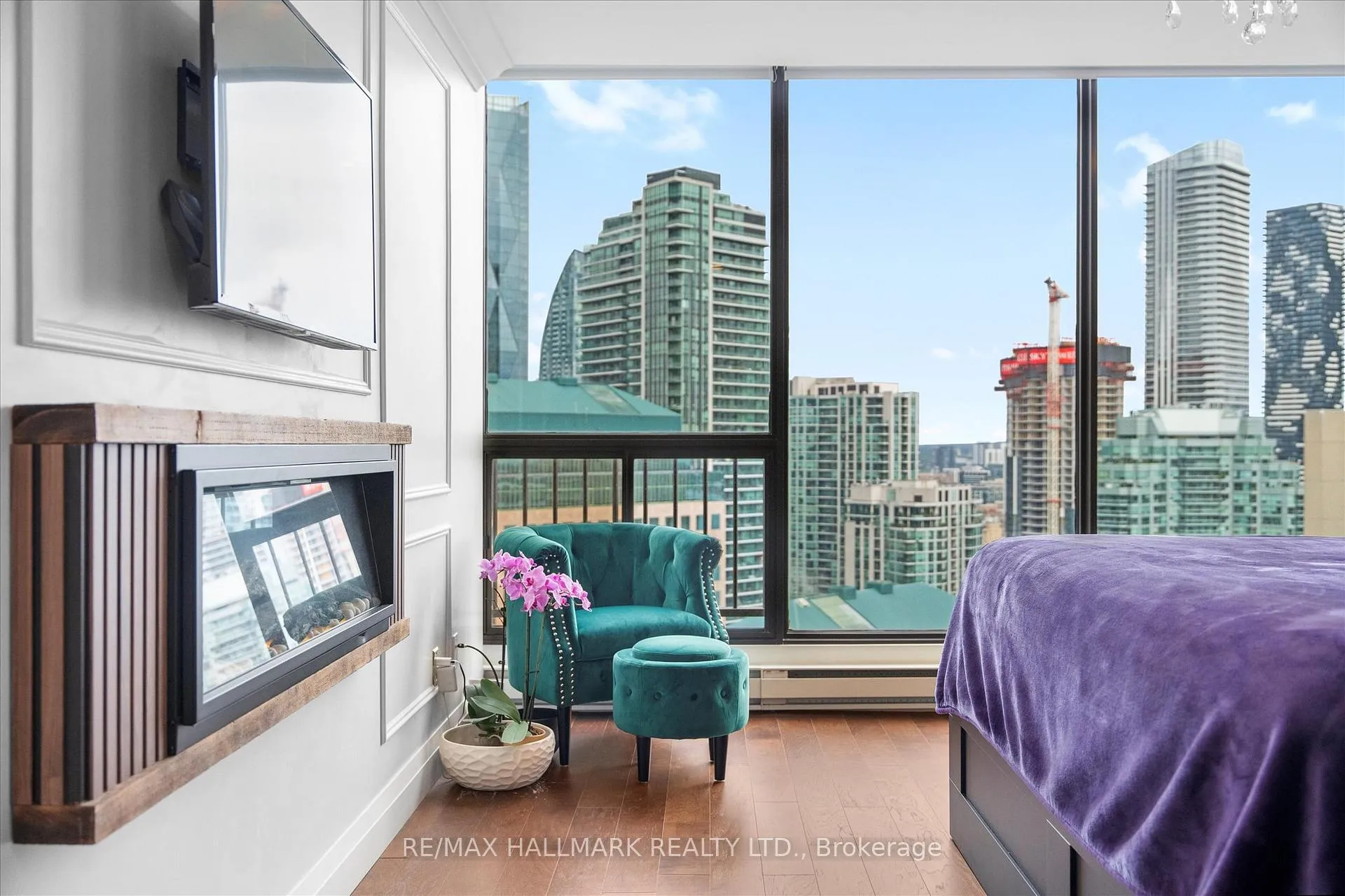 Photo 25 of Unit PH12, 55 Harbour Square, Toronto, Waterfront Communities — HOMEH
