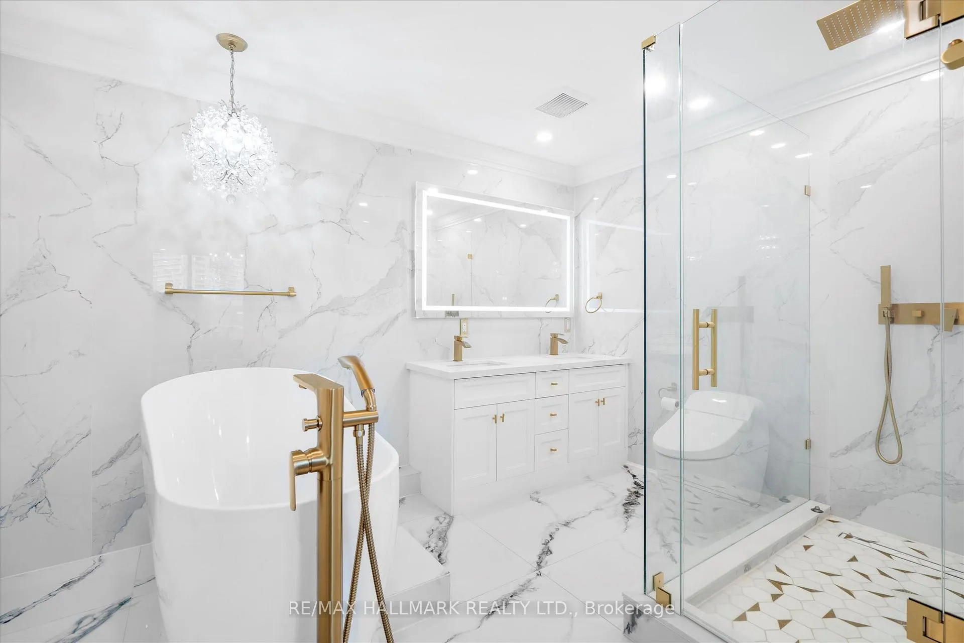 Photo 26 of Unit PH12, 55 Harbour Square, Toronto, Waterfront Communities — HOMEH