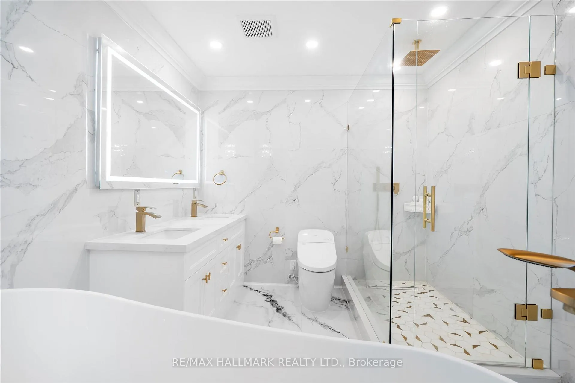 Photo 27 of Unit PH12, 55 Harbour Square, Toronto, Waterfront Communities — HOMEH