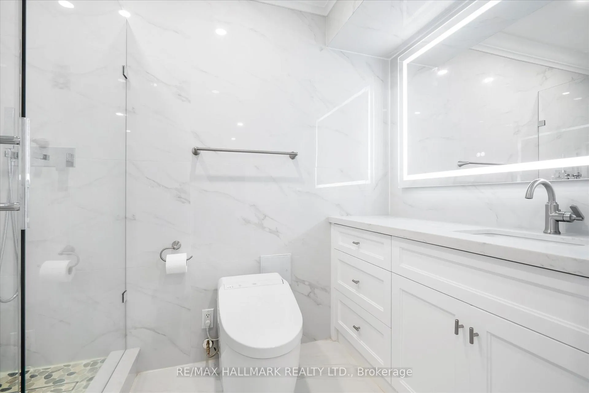 Photo 34 of Unit PH12, 55 Harbour Square, Toronto, Waterfront Communities — HOMEH
