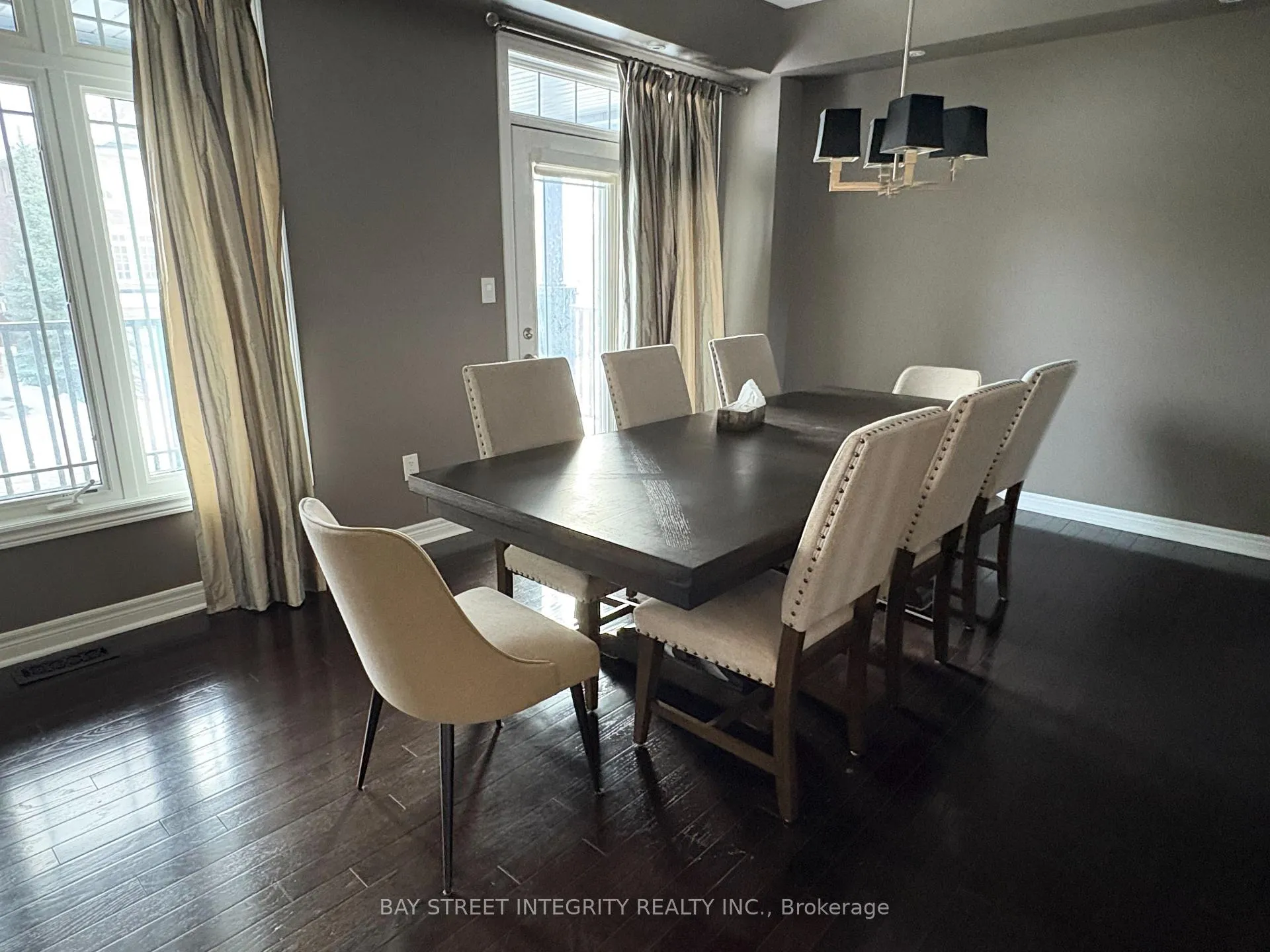 Photo 3 of 89 Timna Crescent, Vaughan, Patterson — HOMEH