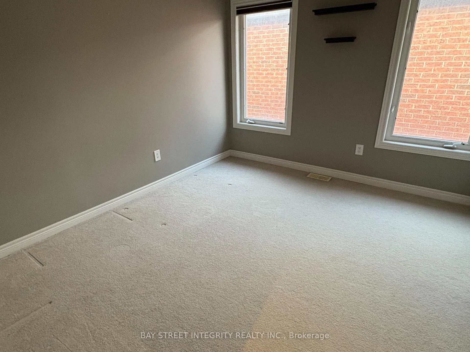 Photo 15 of 89 Timna Crescent, Vaughan, Patterson — HOMEH