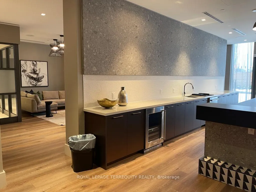 Photo 6 of Unit 1737, 2545 Simcoe Street N, Oshawa, Windfields — HOMEH