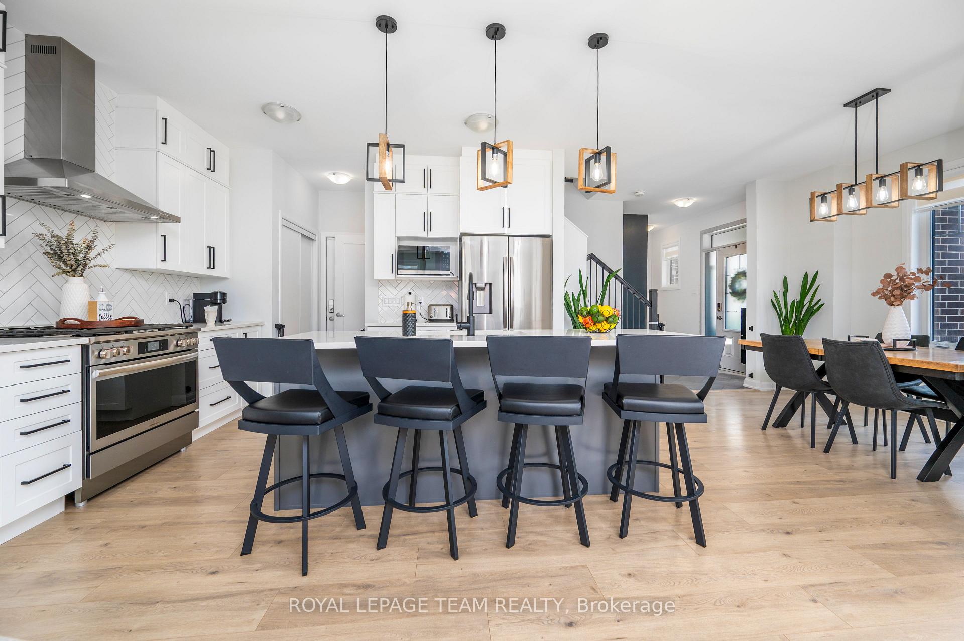Photo 5 of 792 Cappamore Drive, Ottawa, Barrhaven - Half Moon Bay — HOMEH
