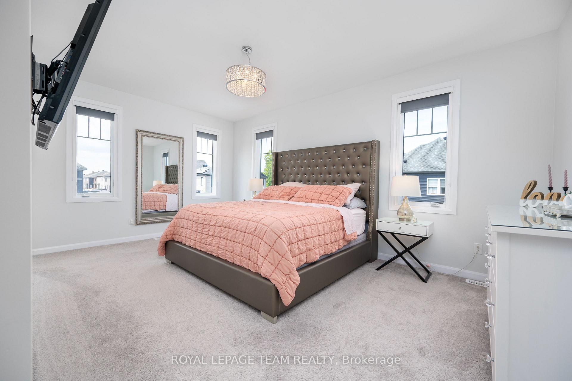 Photo 10 of 792 Cappamore Drive, Ottawa, Barrhaven - Half Moon Bay — HOMEH