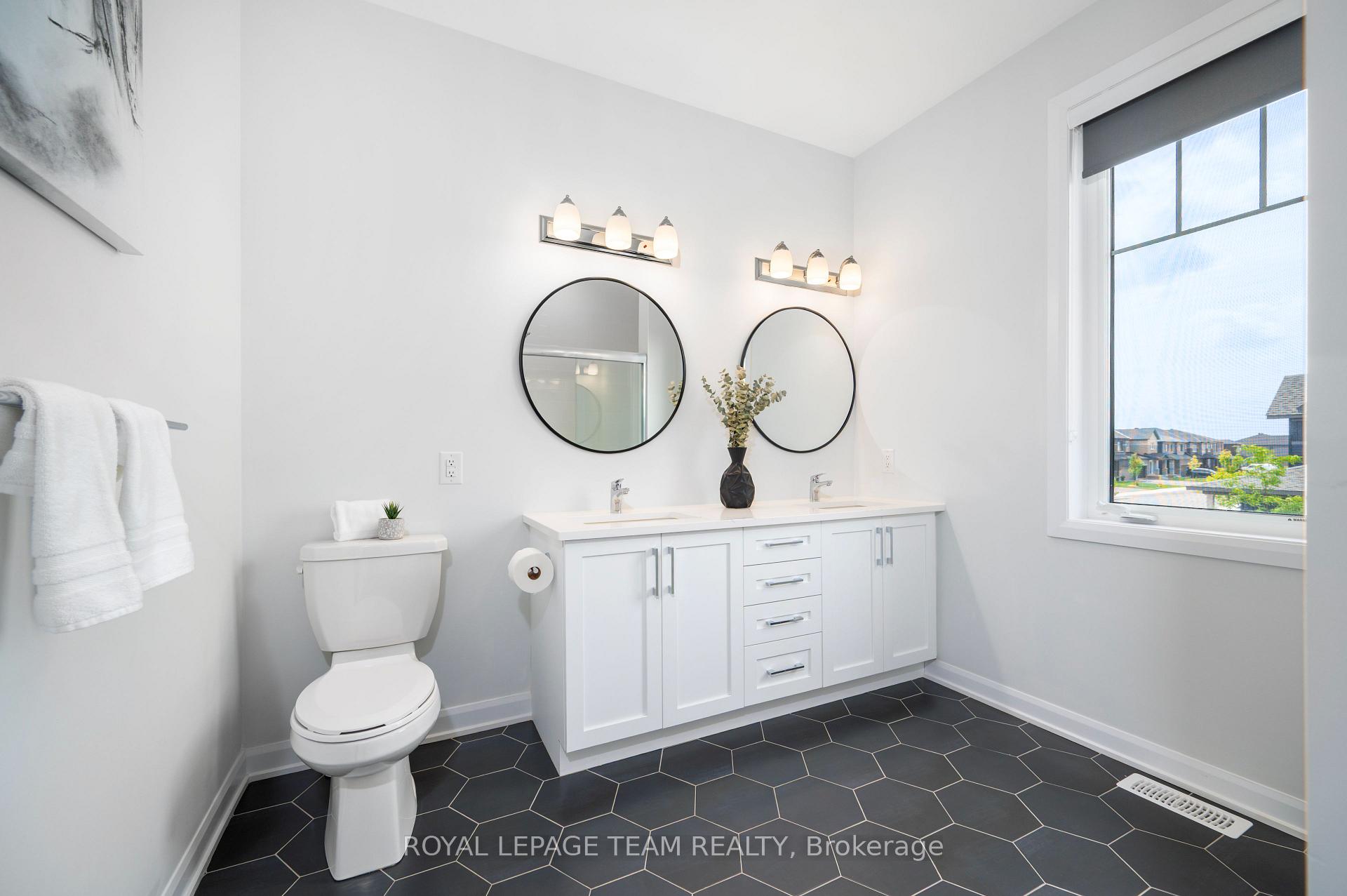 Photo 12 of 792 Cappamore Drive, Ottawa, Barrhaven - Half Moon Bay — HOMEH