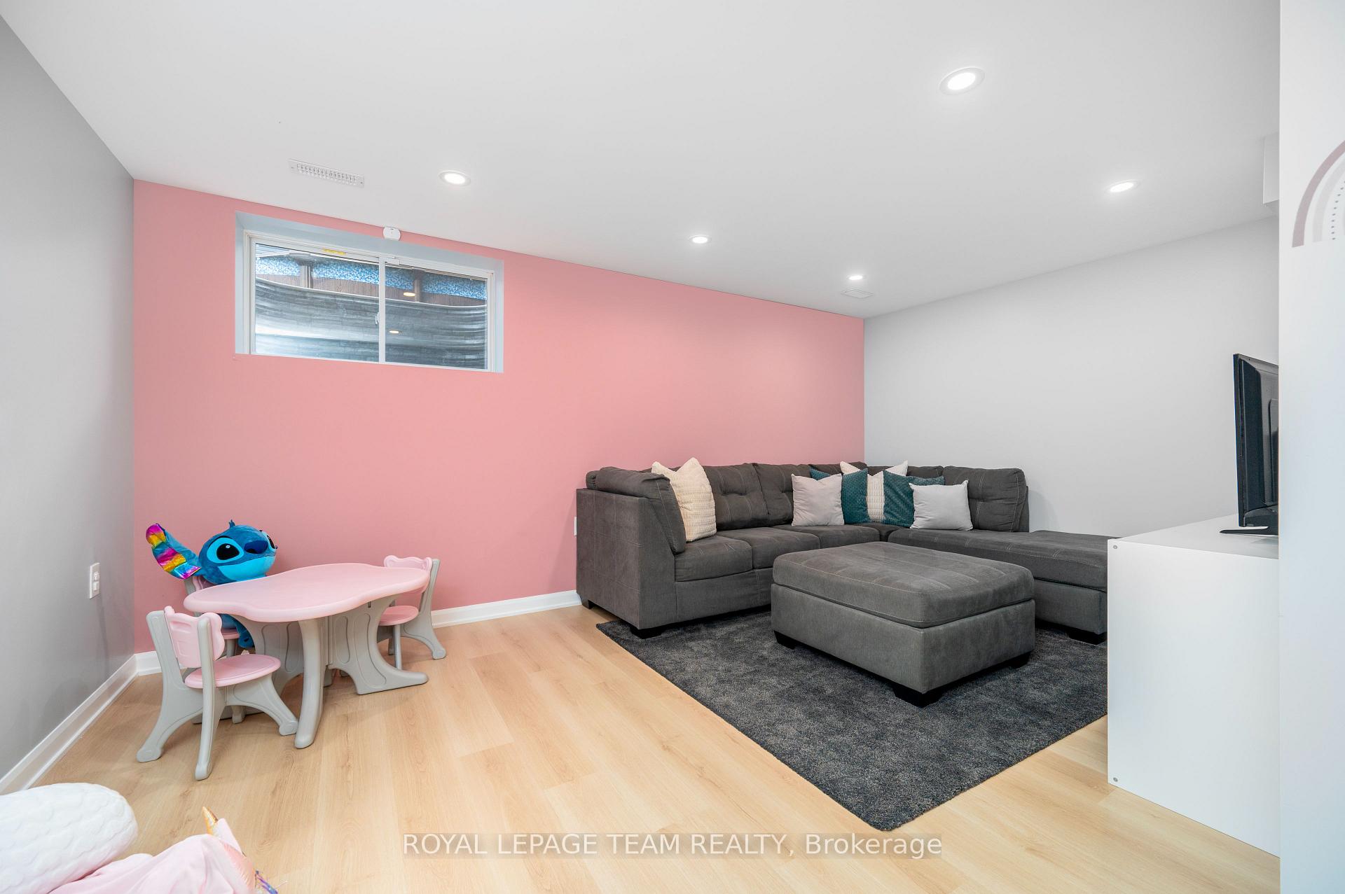 Photo 25 of 792 Cappamore Drive, Ottawa, Barrhaven - Half Moon Bay — HOMEH