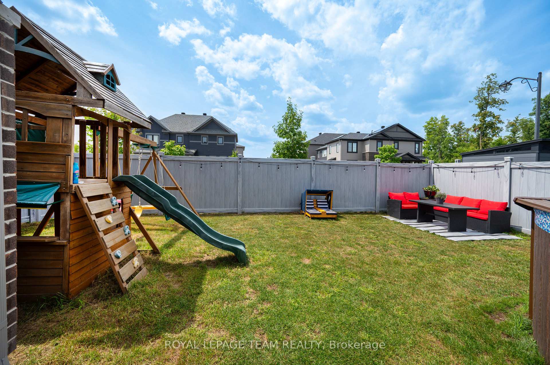 Photo 29 of 792 Cappamore Drive, Ottawa, Barrhaven - Half Moon Bay — HOMEH