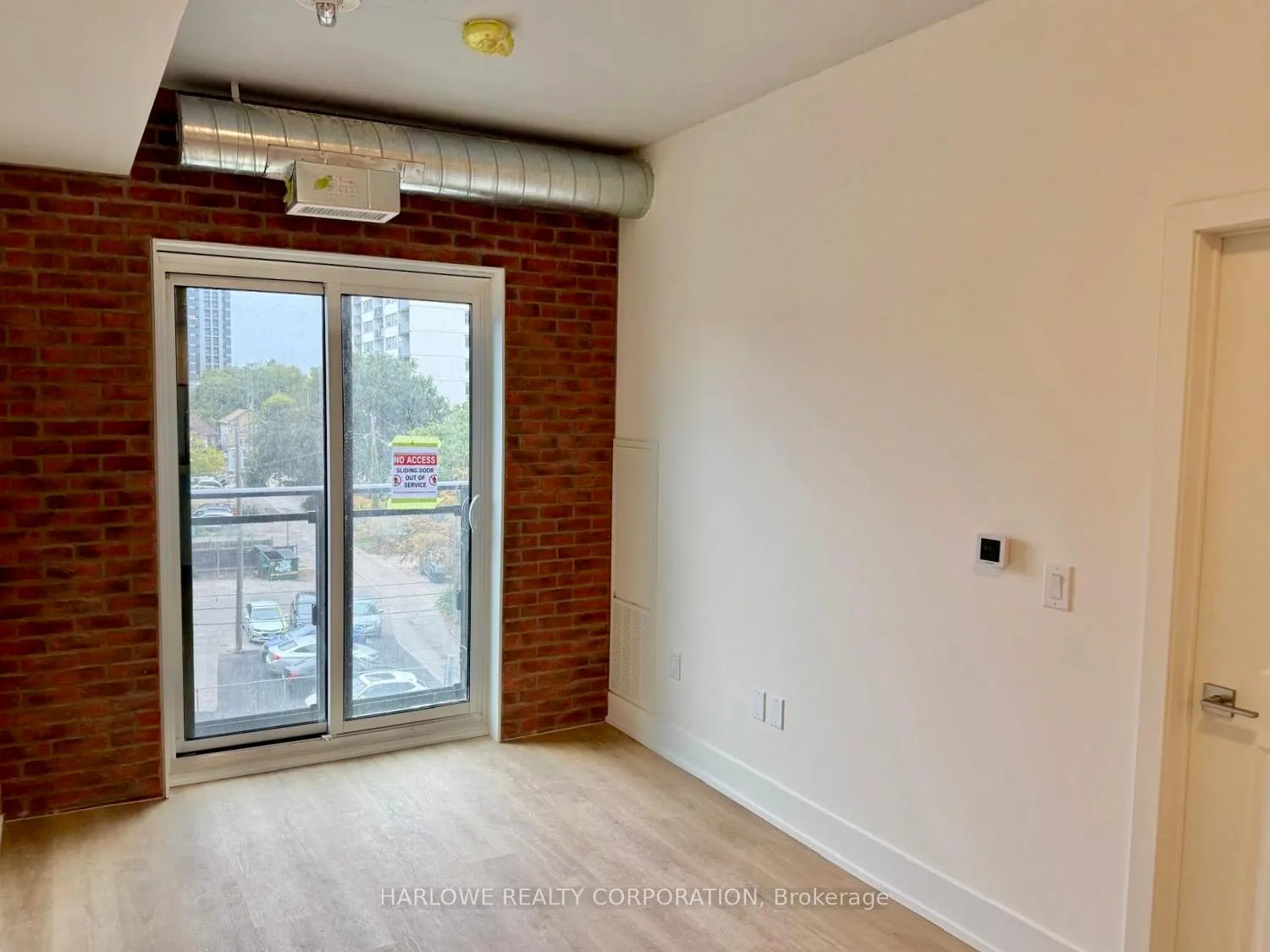 Photo 4 of Unit 305, 206 King Street W, Hamilton, Central — HOMEH
