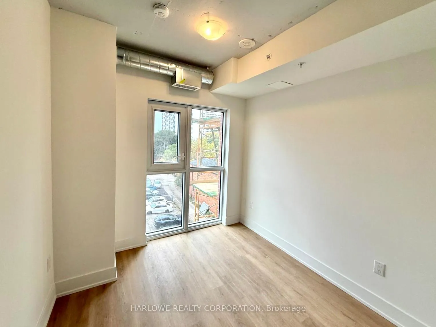 Photo 5 of Unit 305, 206 King Street W, Hamilton, Central — HOMEH
