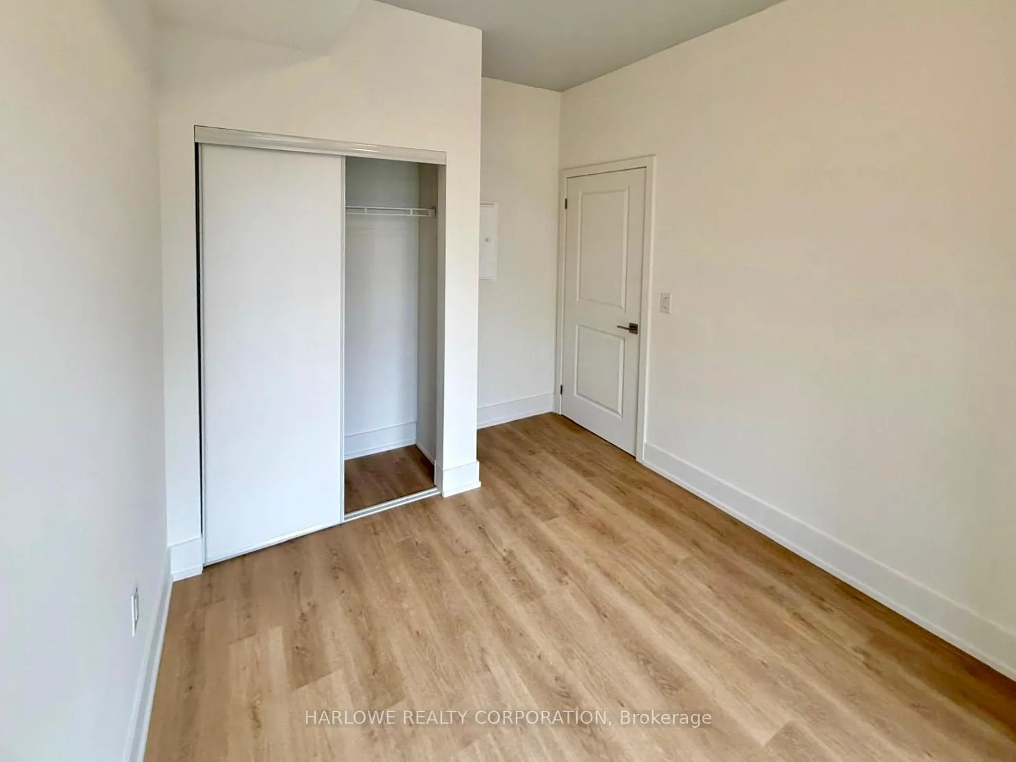 Photo 7 of Unit 305, 206 King Street W, Hamilton, Central — HOMEH