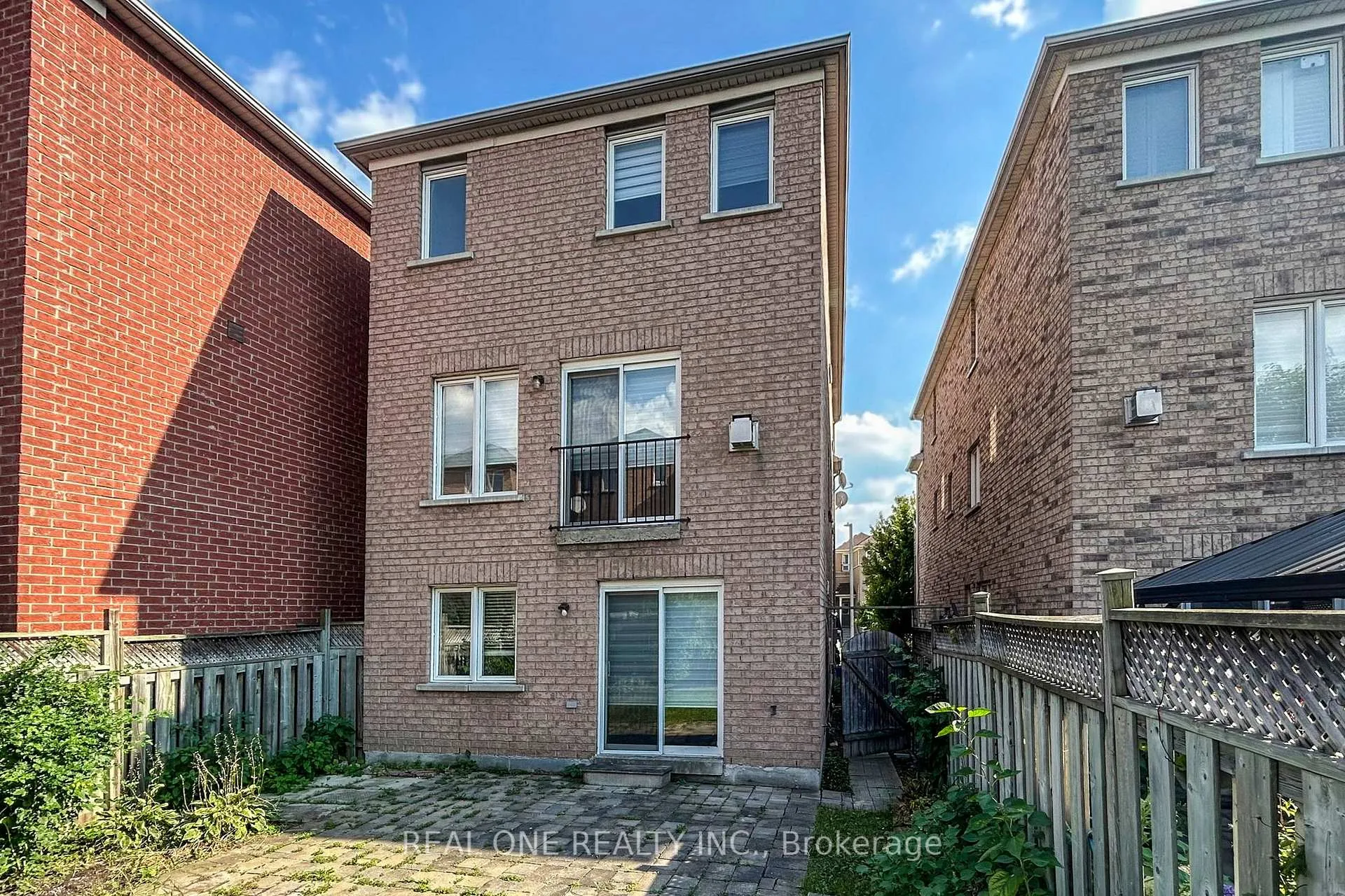 Photo 17 of 64 Sassafras Circle N, Vaughan, Patterson — HOMEH