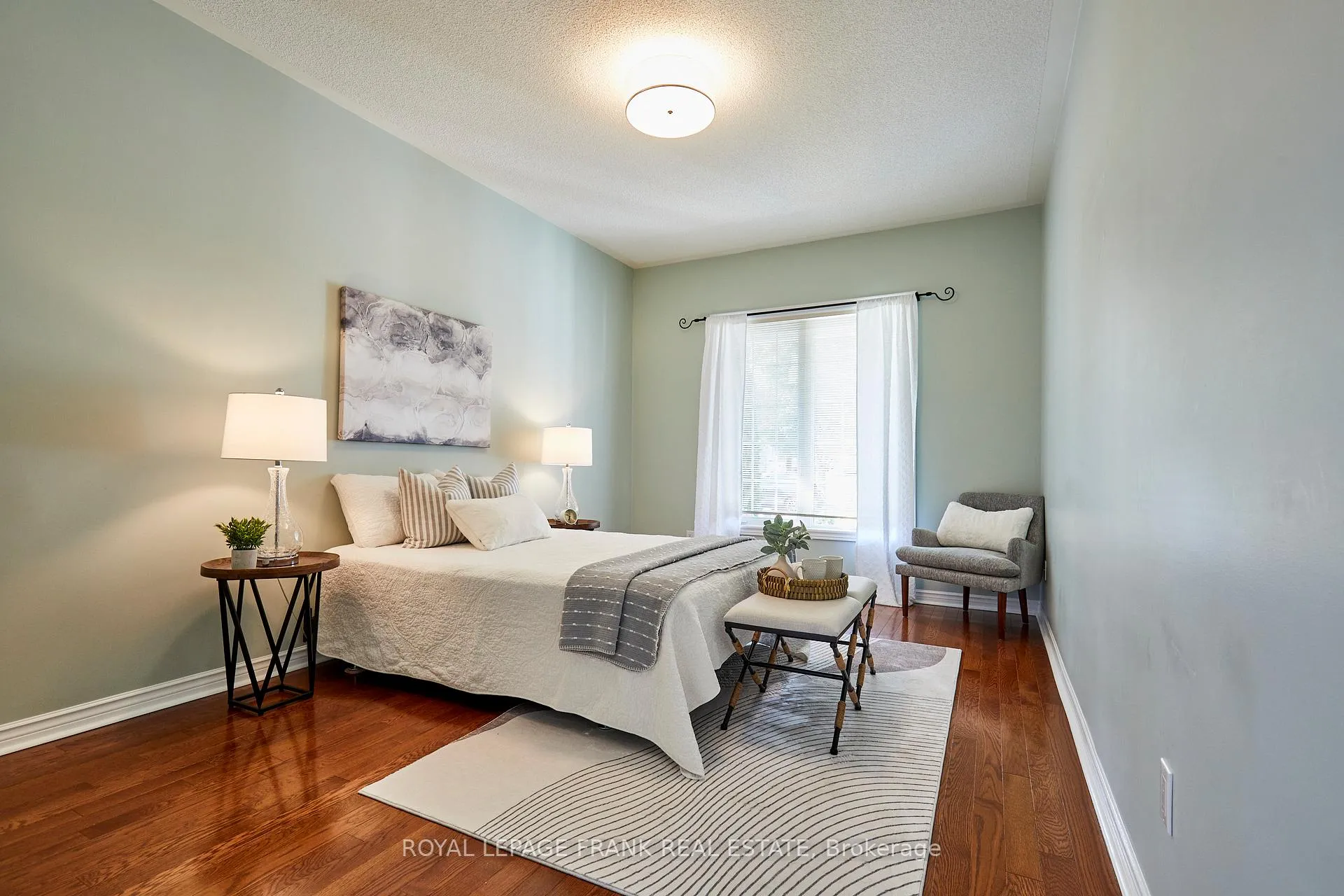 Photo 24 of 65 Waterbury Crescent, Scugog, Port Perry — HOMEH