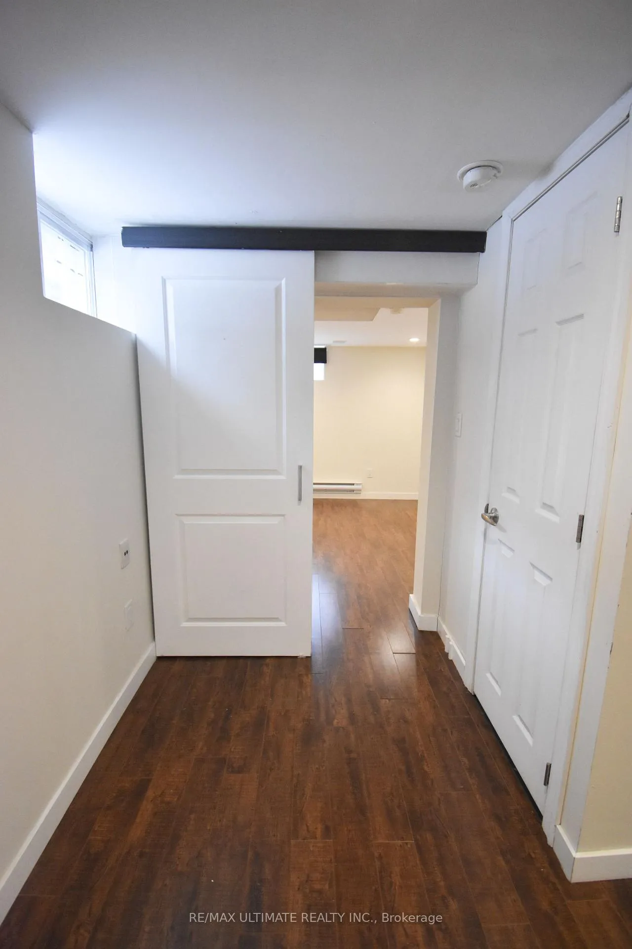 Photo 4 of Unit B, 205 Innisfil Street, Barrie, Sanford — HOMEH
