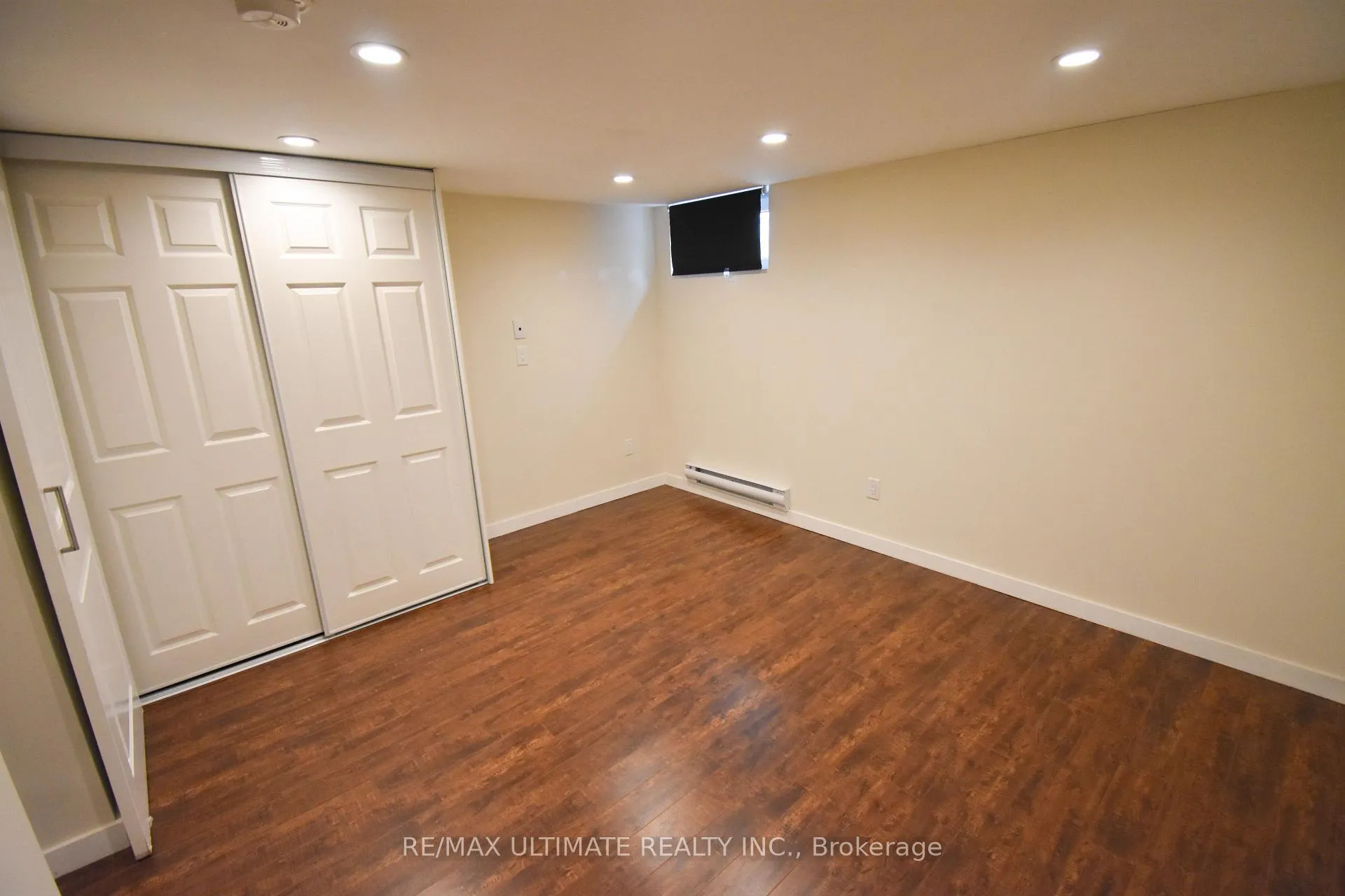 Photo 13 of Unit B, 205 Innisfil Street, Barrie, Sanford — HOMEH