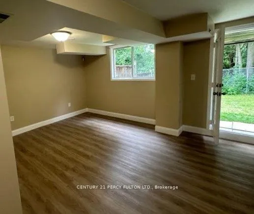 Photo 4 of 1115 Ridgewood Court, Pickering, Liverpool — HOMEH