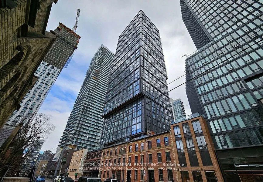 Front of Unit 502, 82 Dalhousie Street