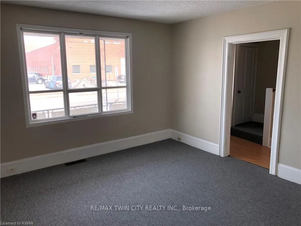 Photo 7 of 485 Park Street, Kitchener — HOMEH