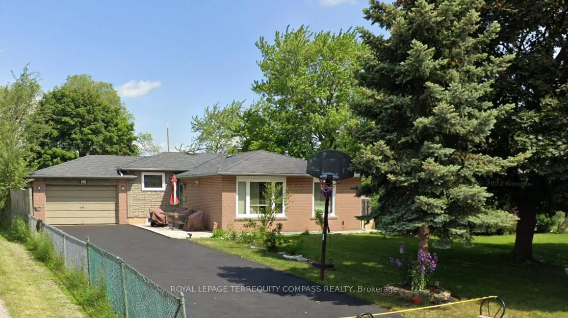 Front of 32 Dunblaine Crescent