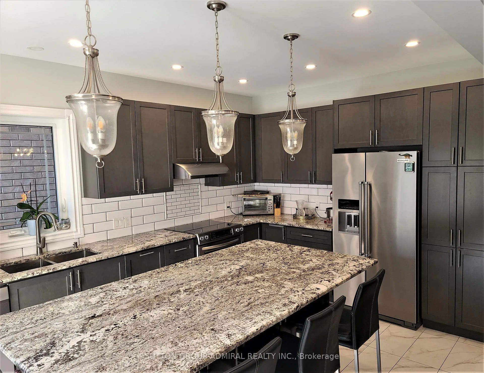 Photo 3 of 282 Dalgleish Trail, Hamilton, Rural Glanbrook — HOMEH