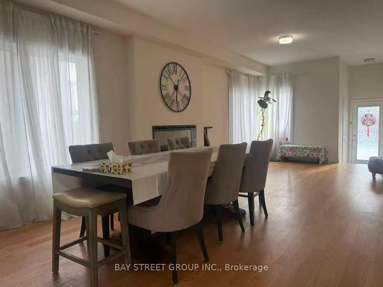 Photo 6 of 124 Old Oak Lane, Markham, Cornell — HOMEH