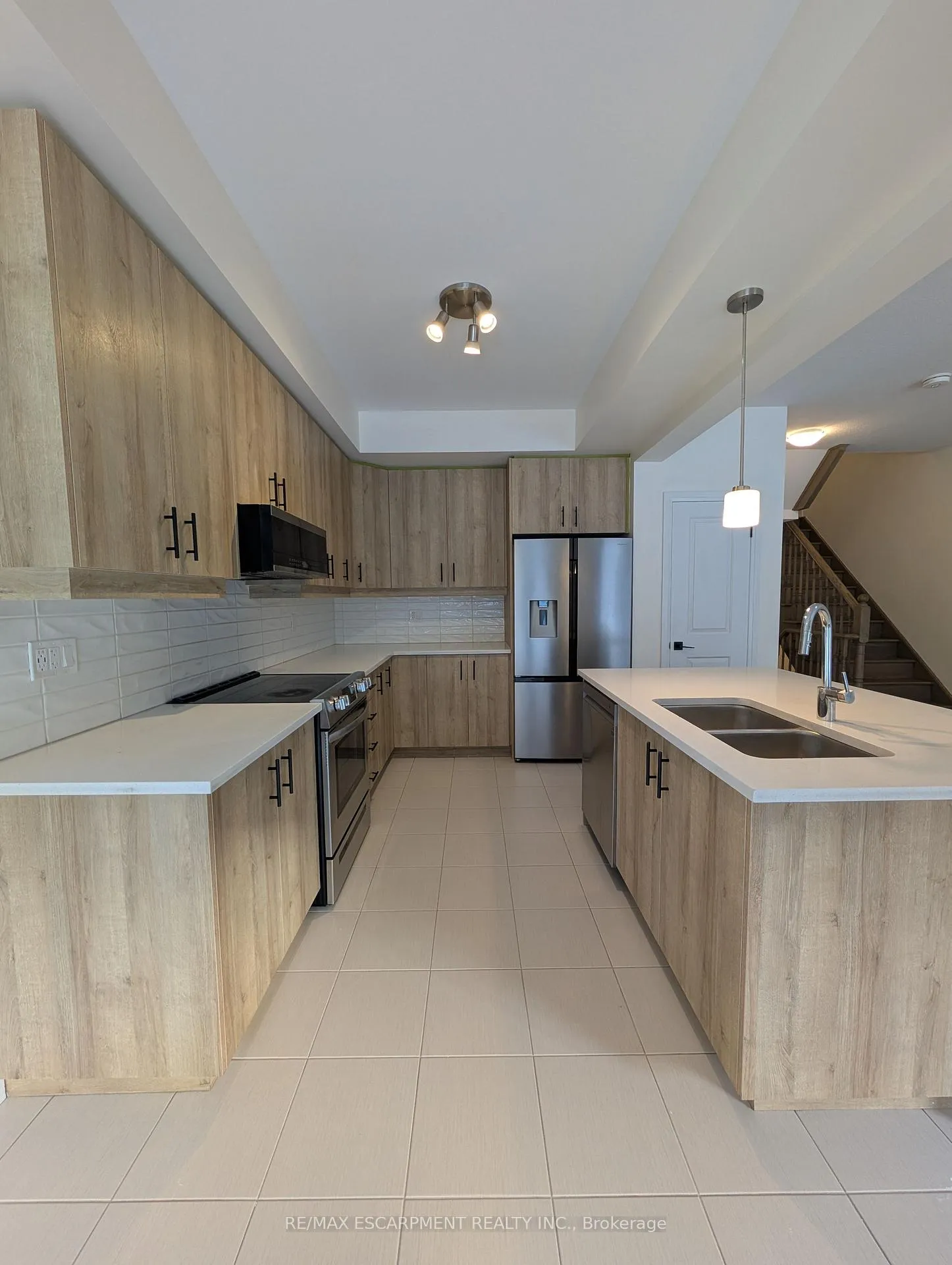 Photo 2 of 55 Southam Lane, Hamilton, Mountview — HOMEH