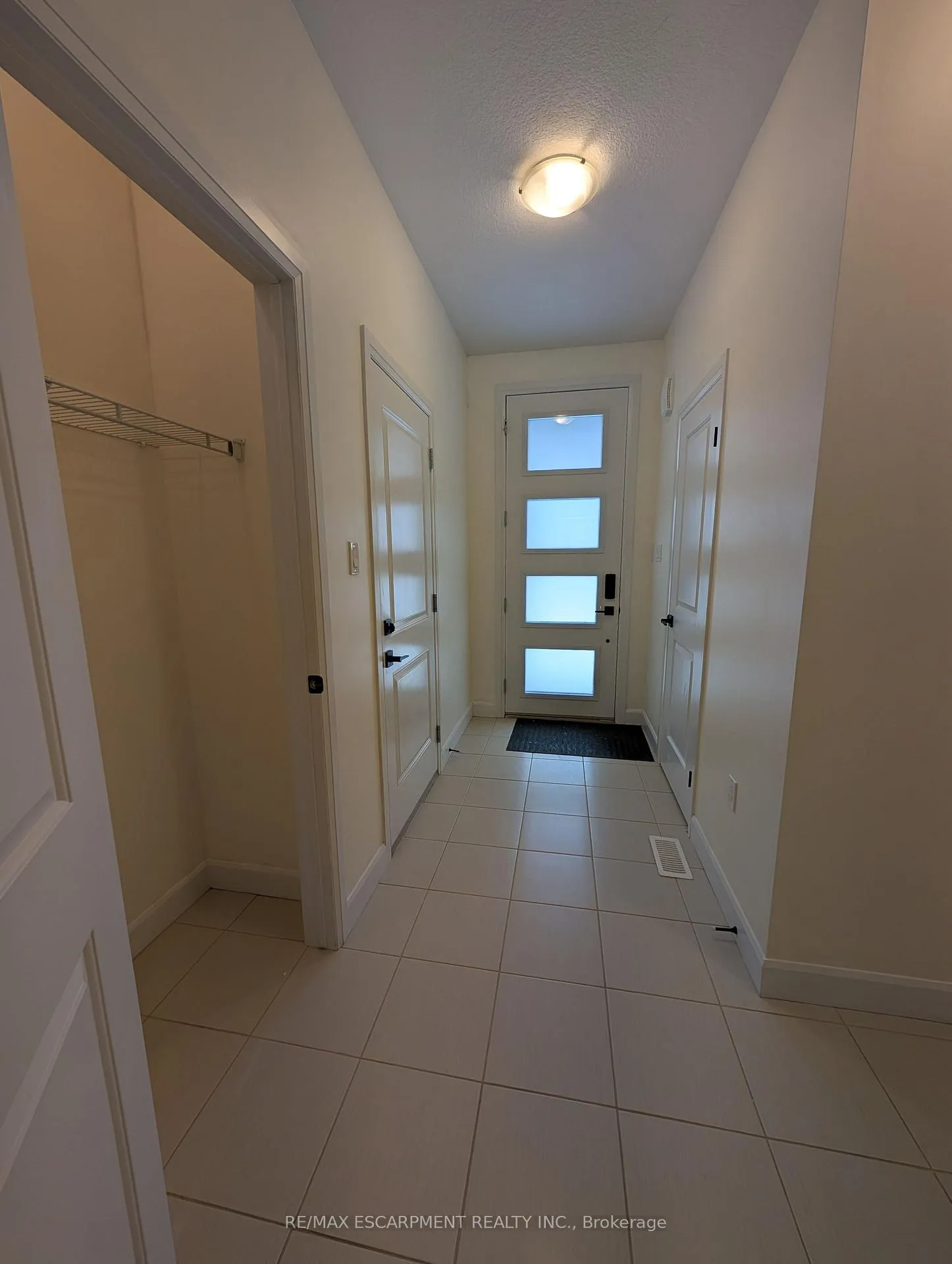 Photo 6 of 55 Southam Lane, Hamilton, Mountview — HOMEH