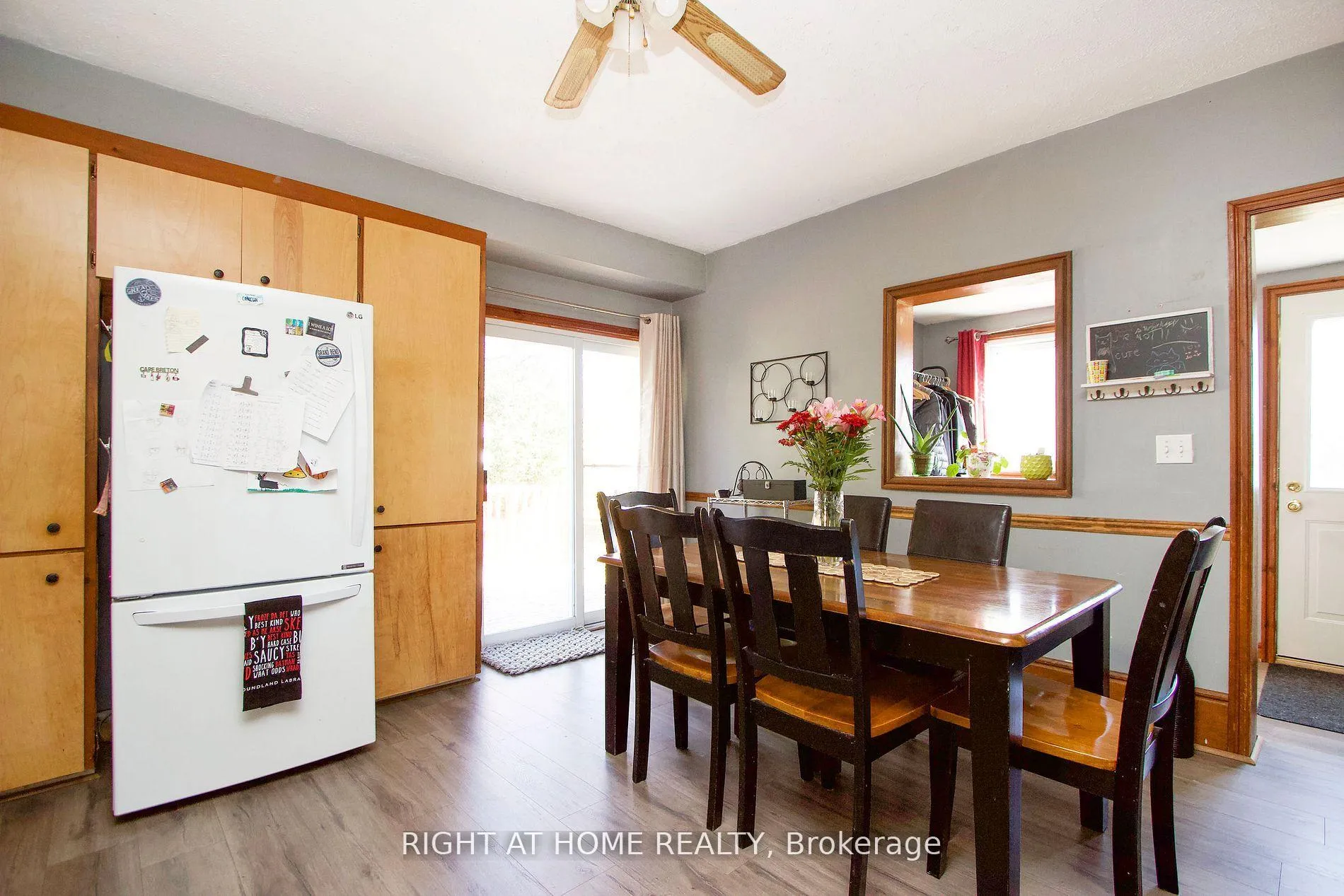 Photo 10 of 53 Duke Street, Clarington, Bowmanville — HOMEH