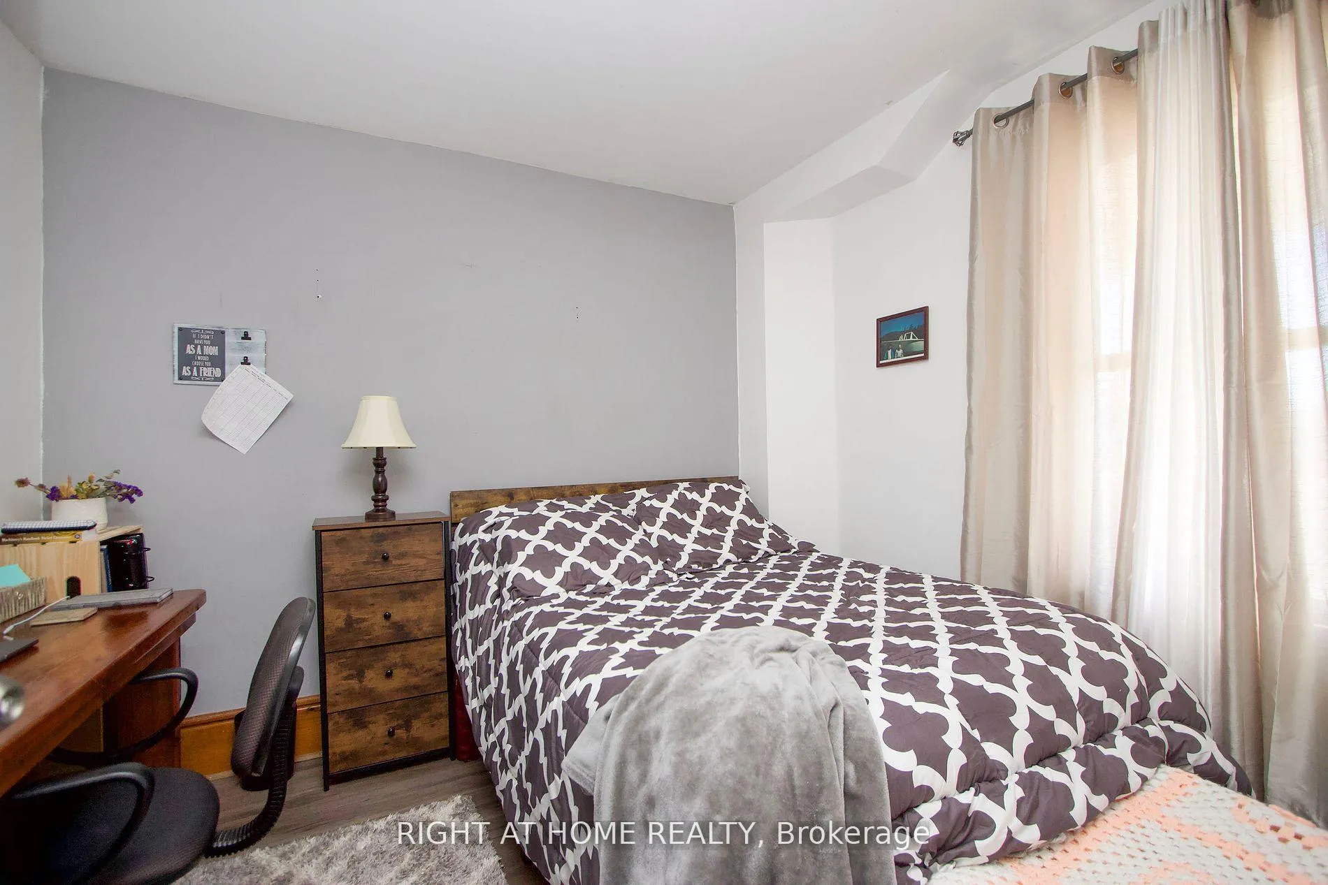 Photo 14 of 53 Duke Street, Clarington, Bowmanville — HOMEH