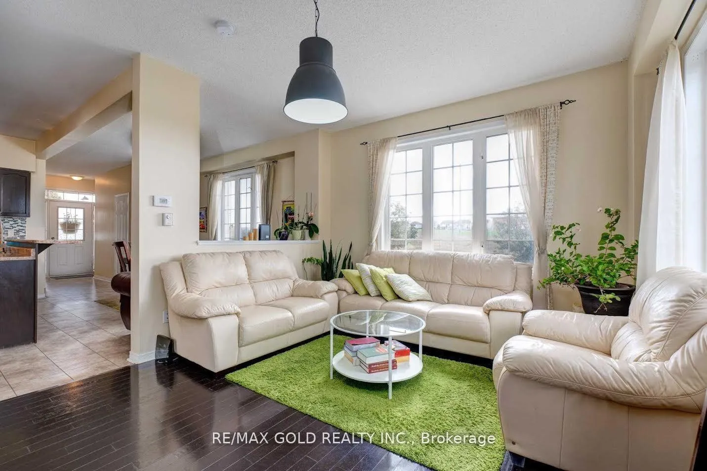 Photo 12 of Unit 18, 1070 Glenbourne Drive, Oshawa, Pinecrest — HOMEH