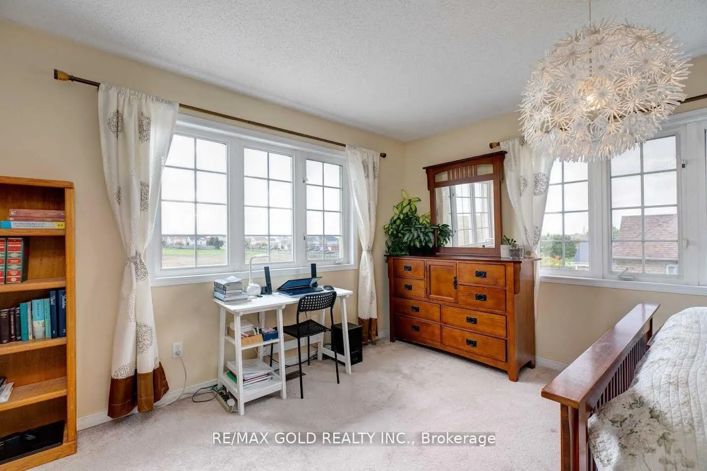 Photo 21 of Unit 18, 1070 Glenbourne Drive, Oshawa, Pinecrest — HOMEH