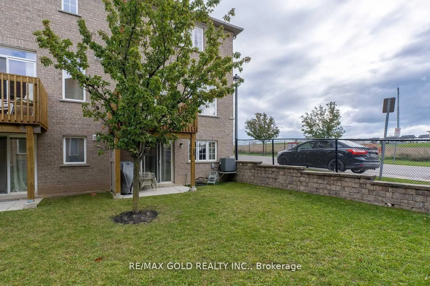 Photo 24 of Unit 18, 1070 Glenbourne Drive, Oshawa, Pinecrest — HOMEH