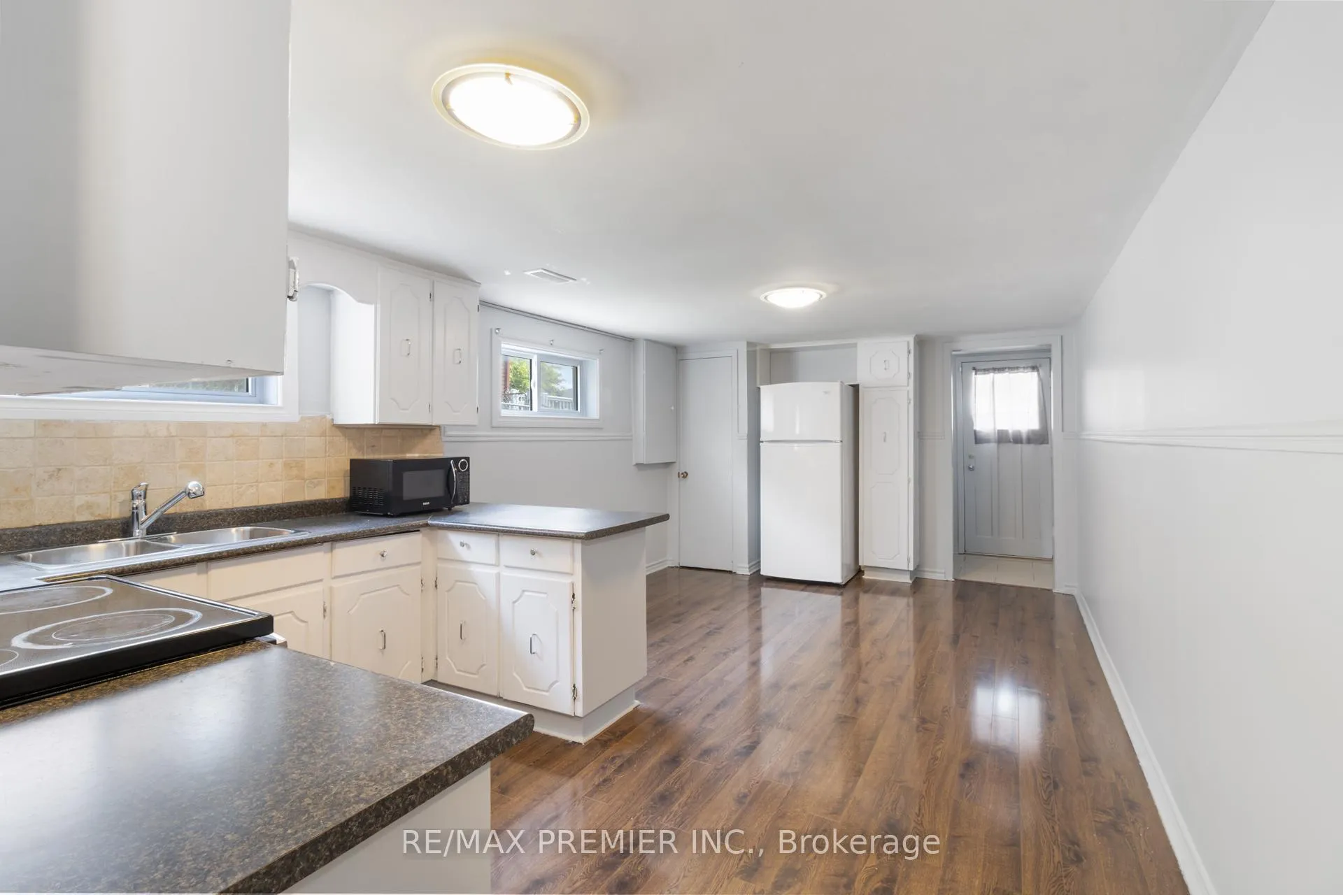 Photo 14 of 7872 Martin Grove Road, Vaughan, West Woodbridge — HOMEH