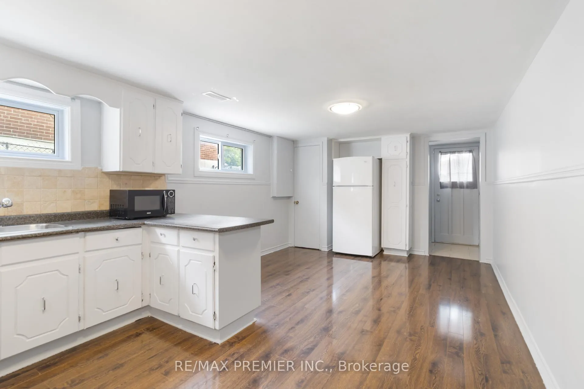 Photo 15 of 7872 Martin Grove Road, Vaughan, West Woodbridge — HOMEH