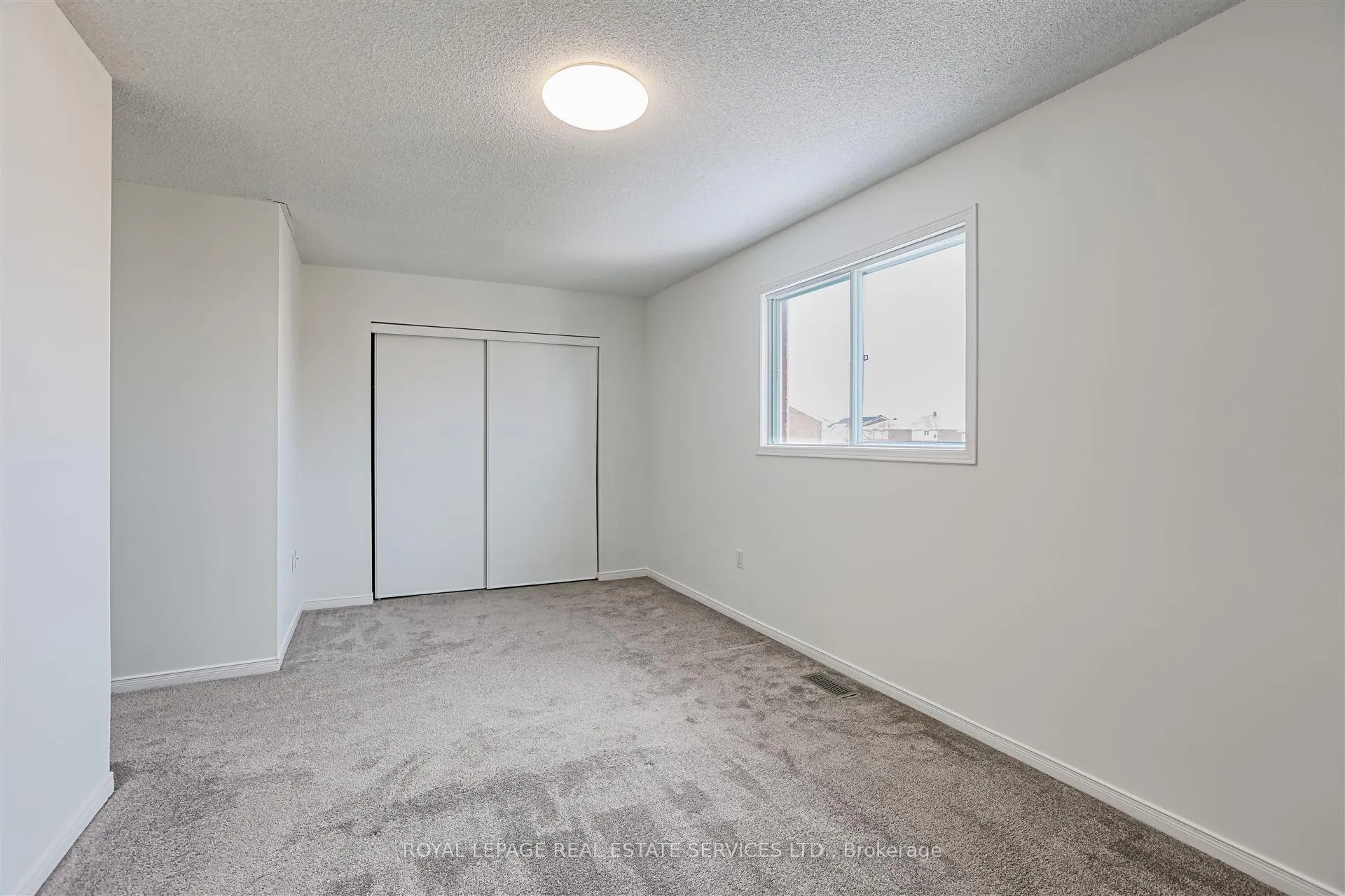 Photo 13 of 76 Willerton Close, Brampton, Brampton North — HOMEH