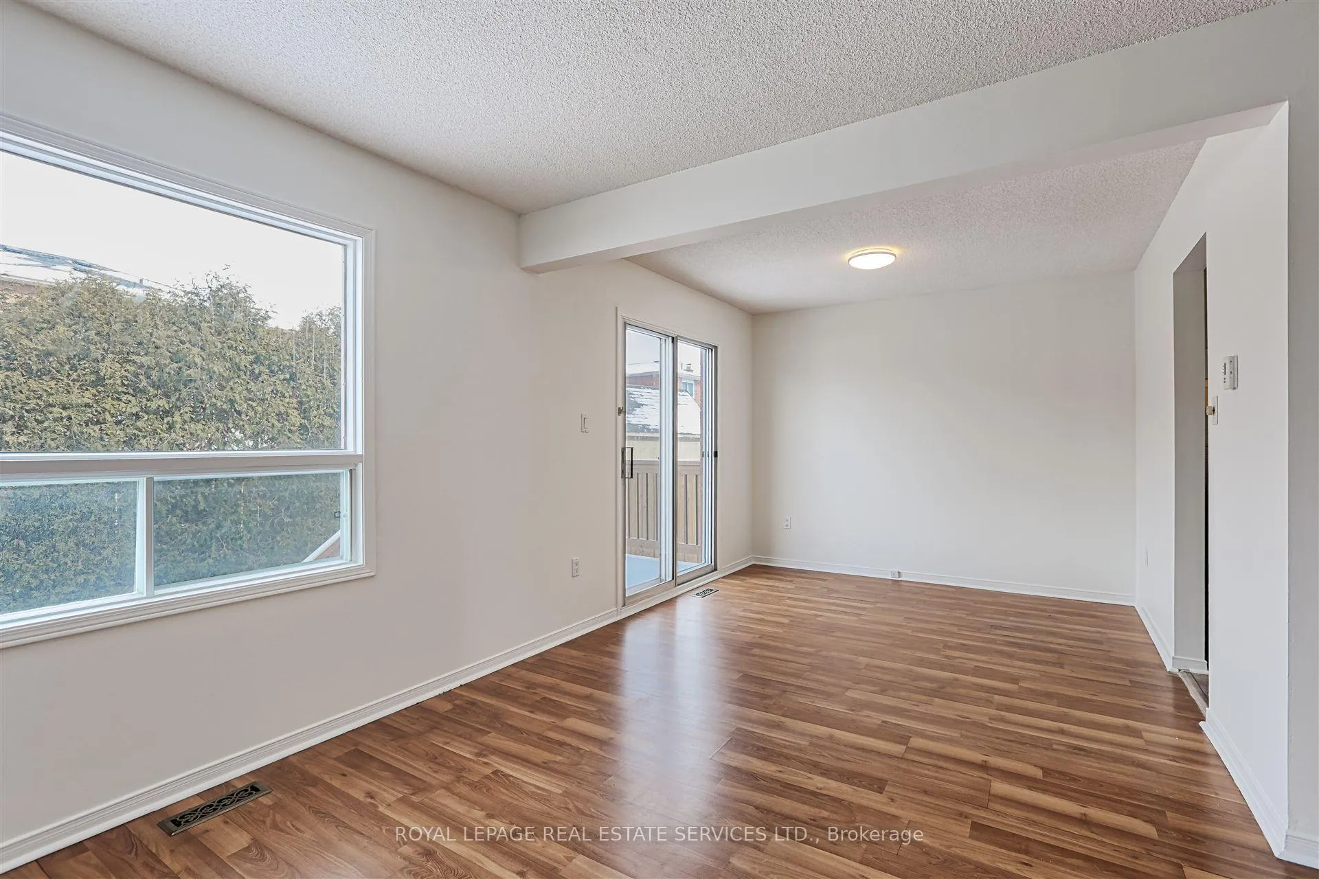 Photo 34 of 76 Willerton Close, Brampton, Brampton North — HOMEH