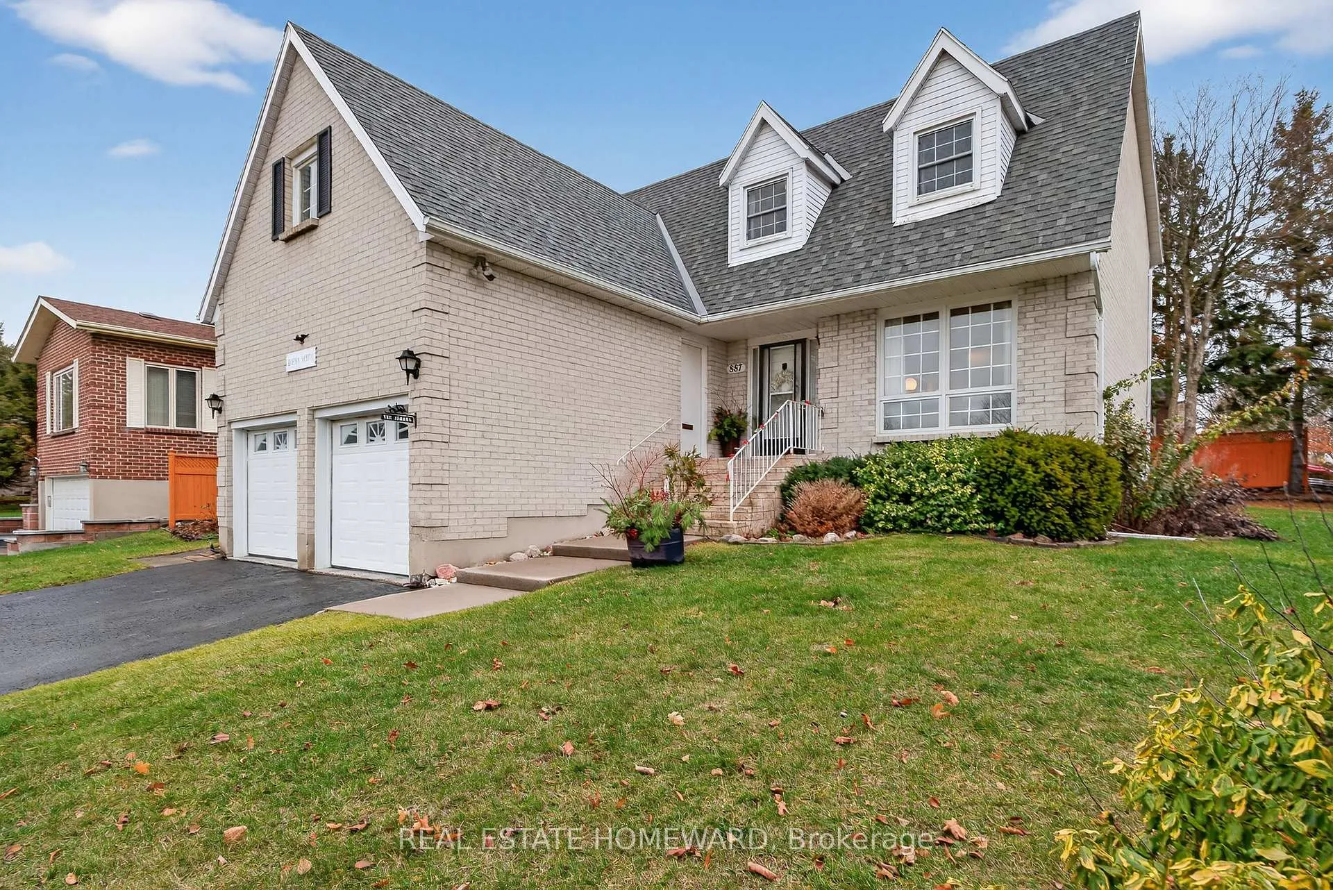 Photo 1 of 887 Woodside Drive, Kingston, North of Taylor-Kidd Blvd — HOMEH
