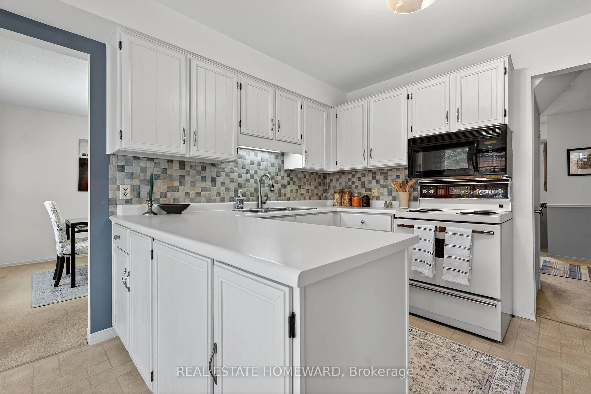 Photo 8 of 887 Woodside Drive, Kingston, North of Taylor-Kidd Blvd — HOMEH
