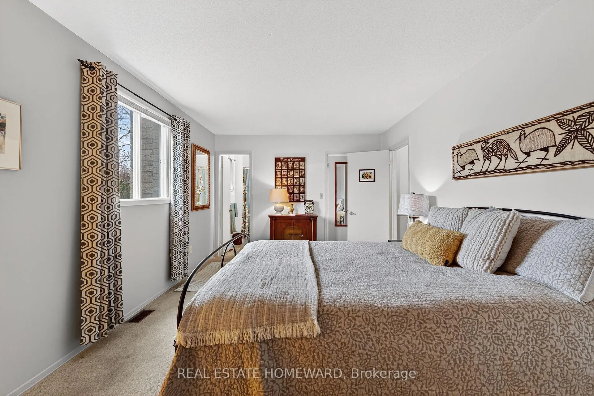 Photo 15 of 887 Woodside Drive, Kingston, North of Taylor-Kidd Blvd — HOMEH