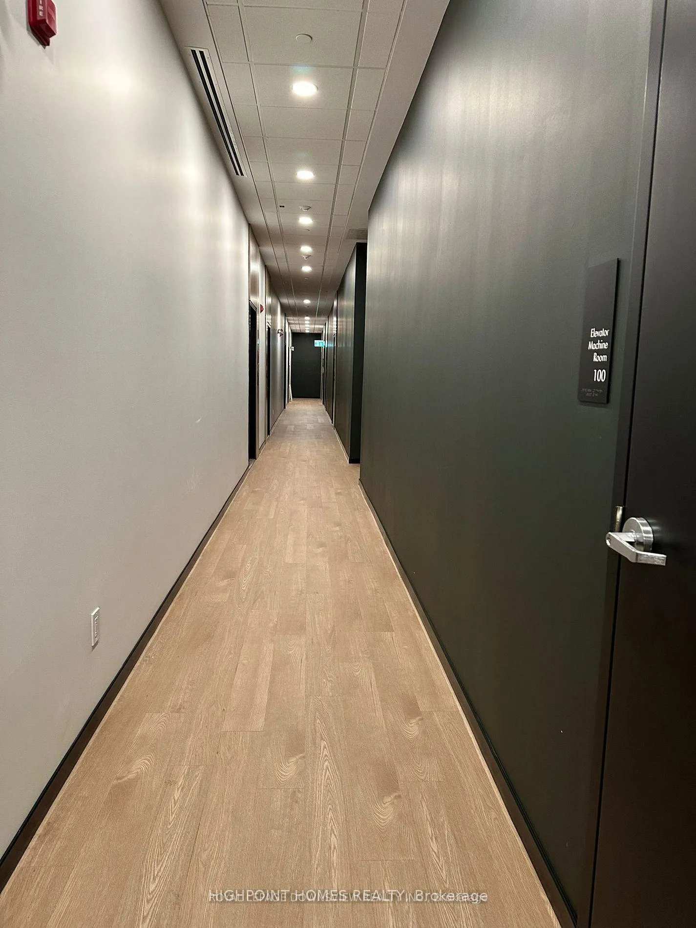Photo 5 of Unit 107, 101 Golden Eagle Road, Waterloo — HOMEH