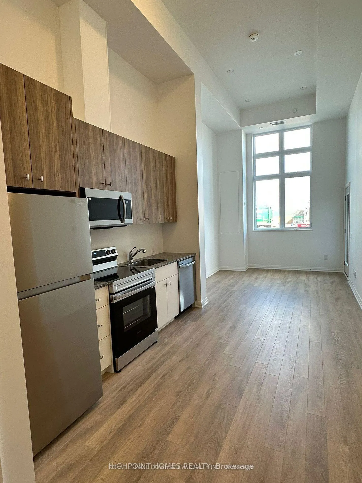 Photo 6 of Unit 107, 101 Golden Eagle Road, Waterloo — HOMEH