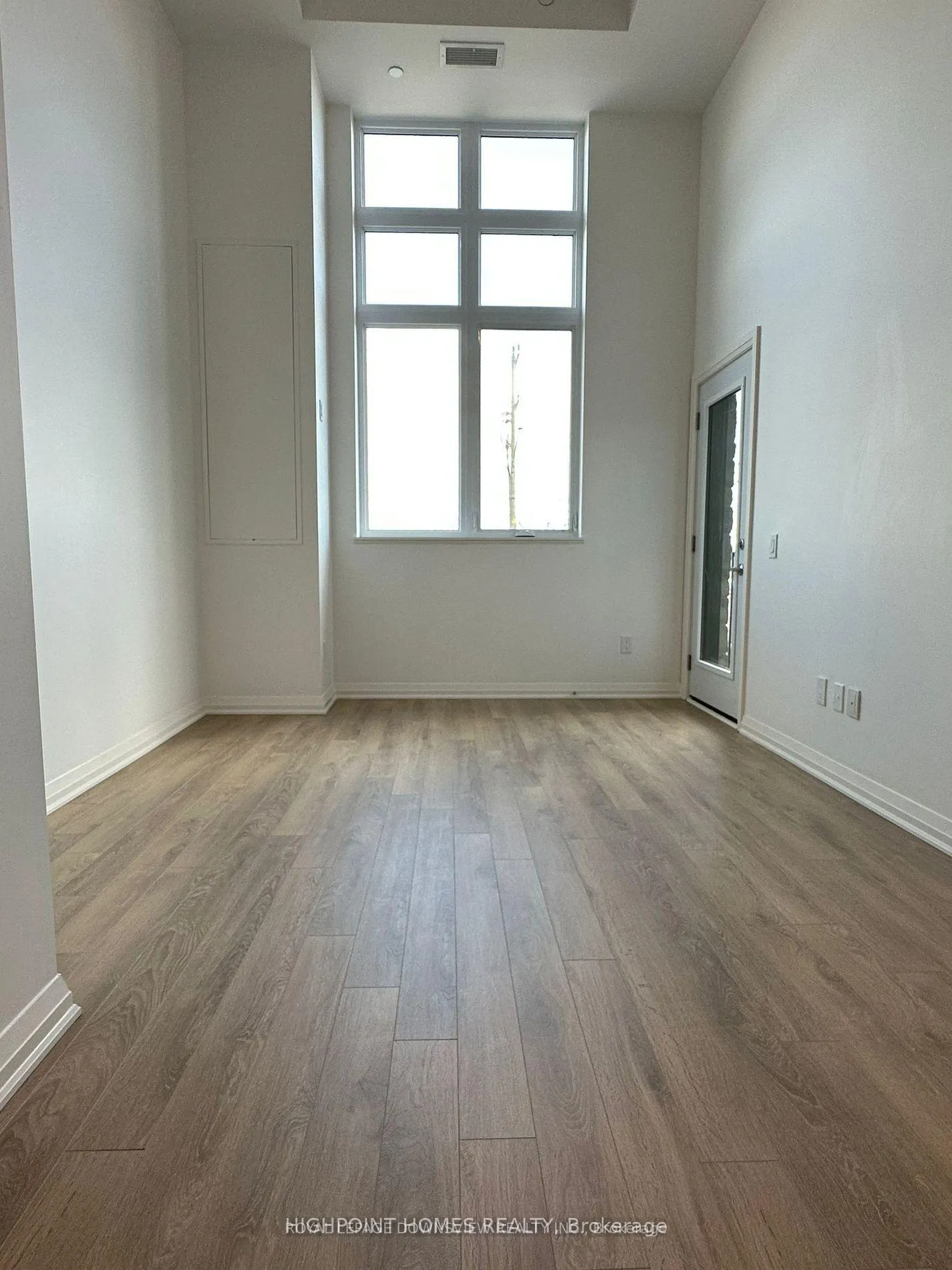 Photo 8 of Unit 107, 101 Golden Eagle Road, Waterloo — HOMEH