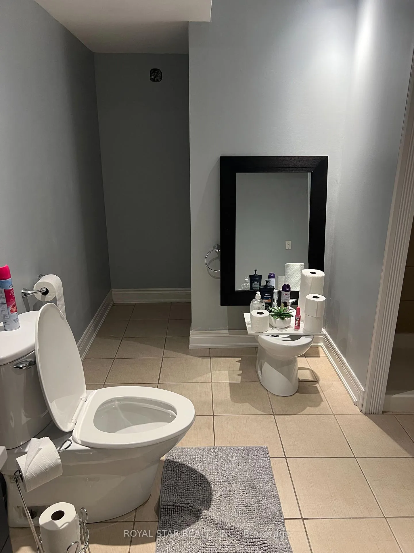 Photo 13 of 34 Malden Street, Vaughan, East Woodbridge — HOMEH